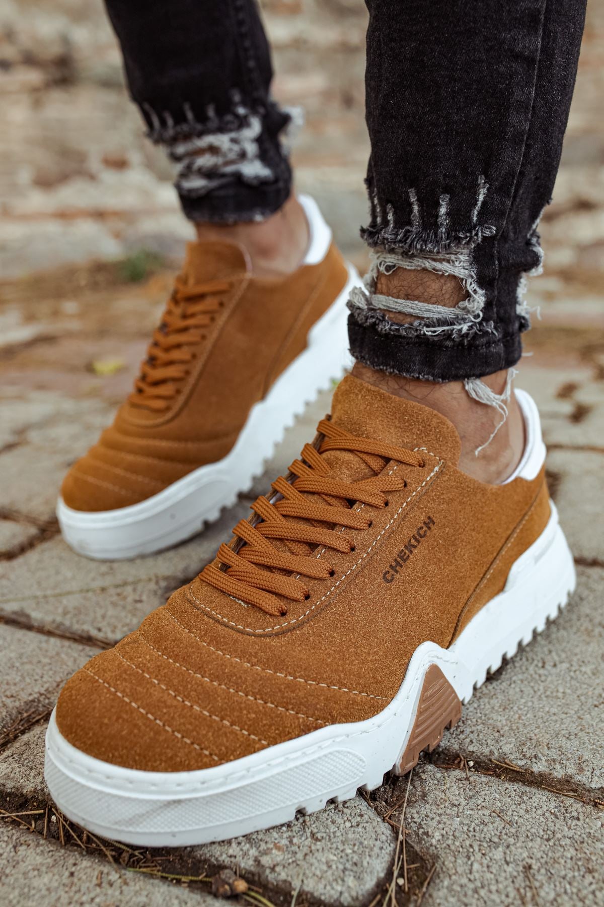 CH037 - SBT Men's Sneakers Tan/White