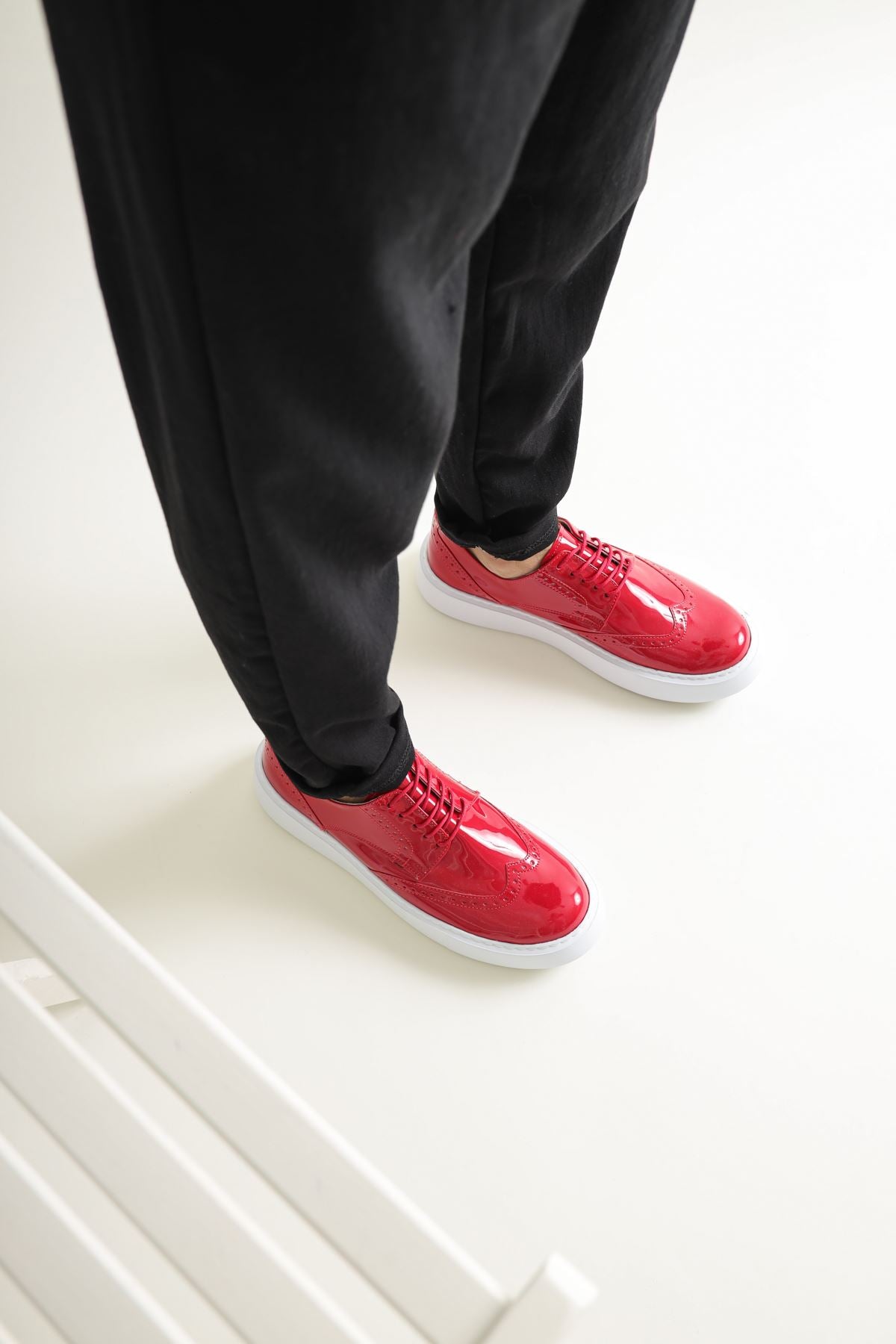 CH149 - RBT Change Over Men's Sneakers Red