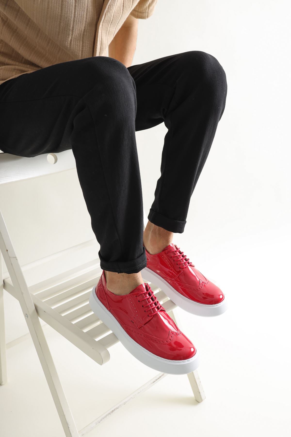 CH149 - RBT Change Over Men's Sneakers Red