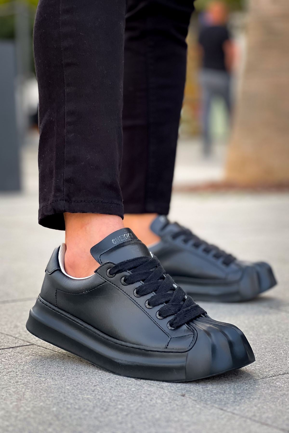 CH2411 - FST Artenay Men's Sneakers Black