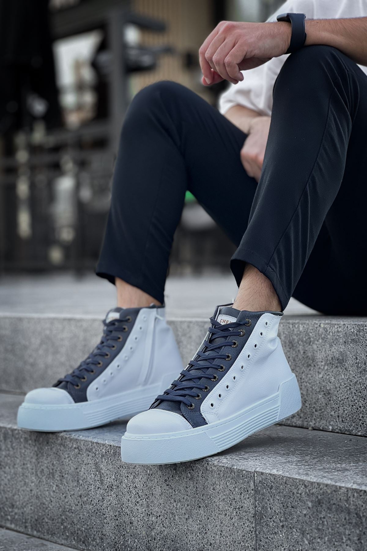 CH167 - GBT Blazer Men's Boots White/Grey