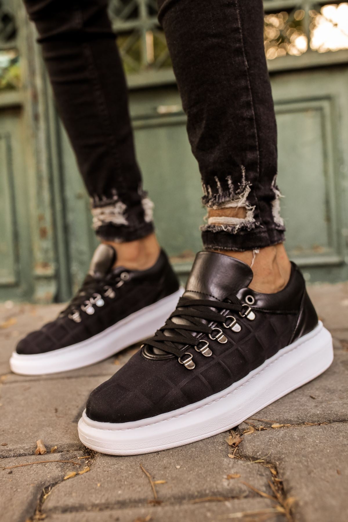 CH022 Kareli BT Men Sneaker Black