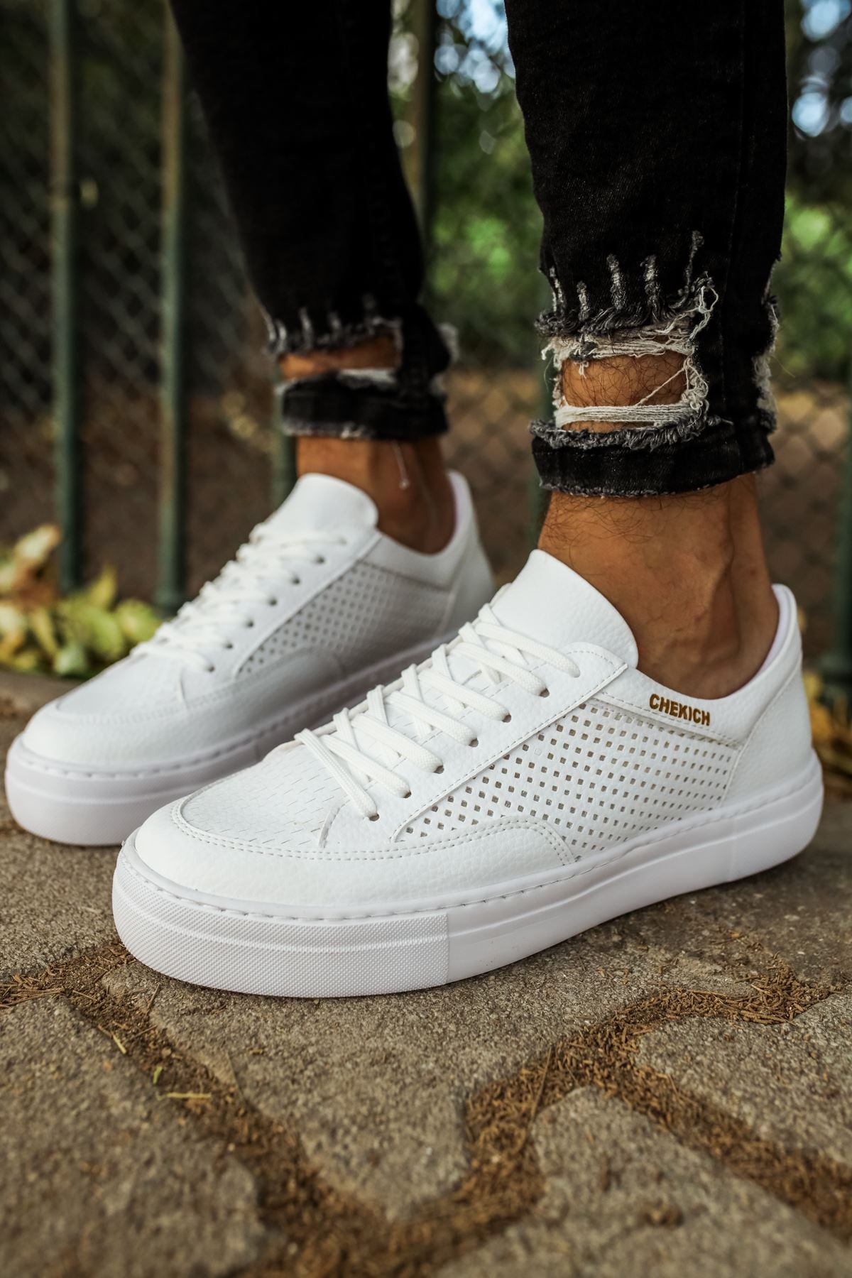 CH015 - CBT First Edition Men Sneaker White