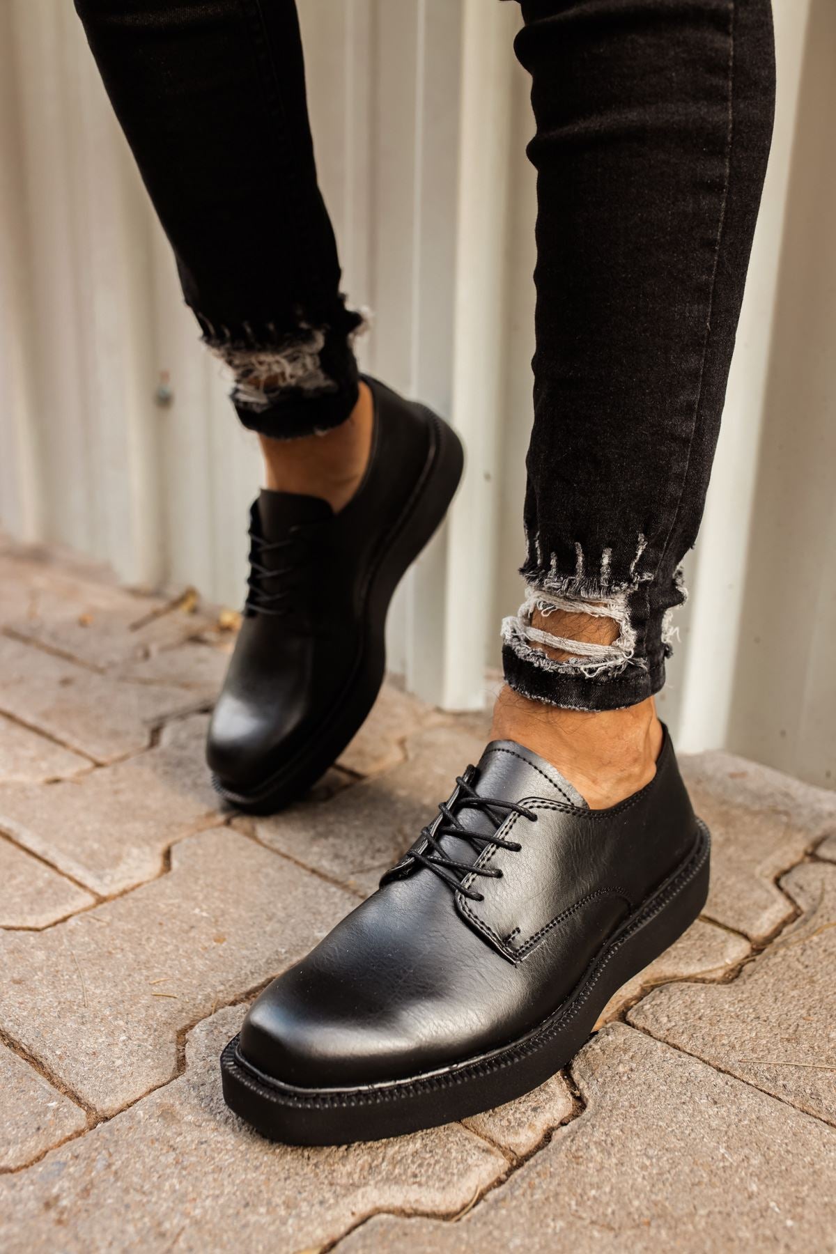 CH001 - FST Classic Lace Men Sneaker Black