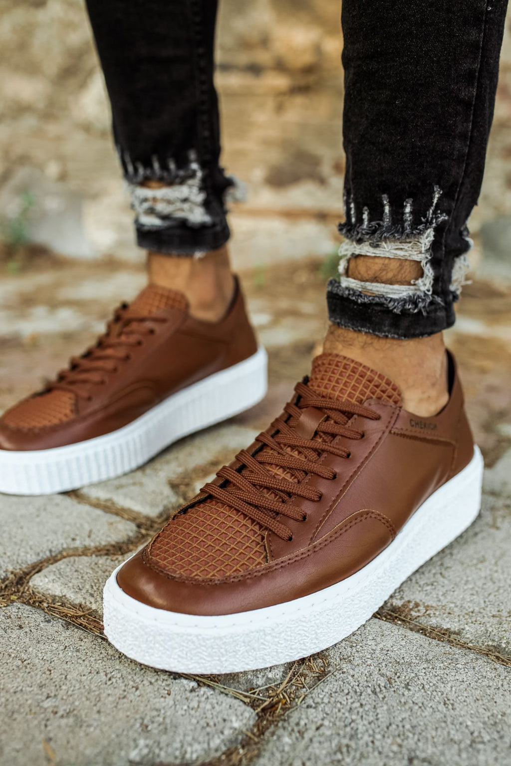 CH017 - FBT Pyramid Men Sneaker Tan