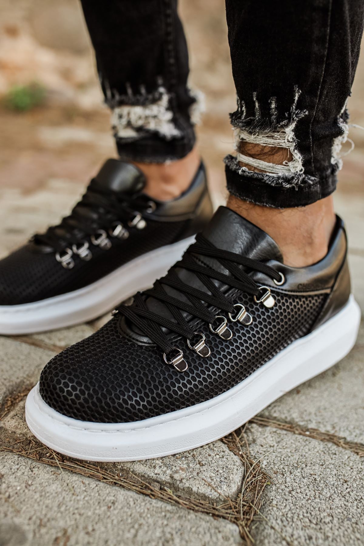 CH021 - CBT Favo Men Sneaker Black