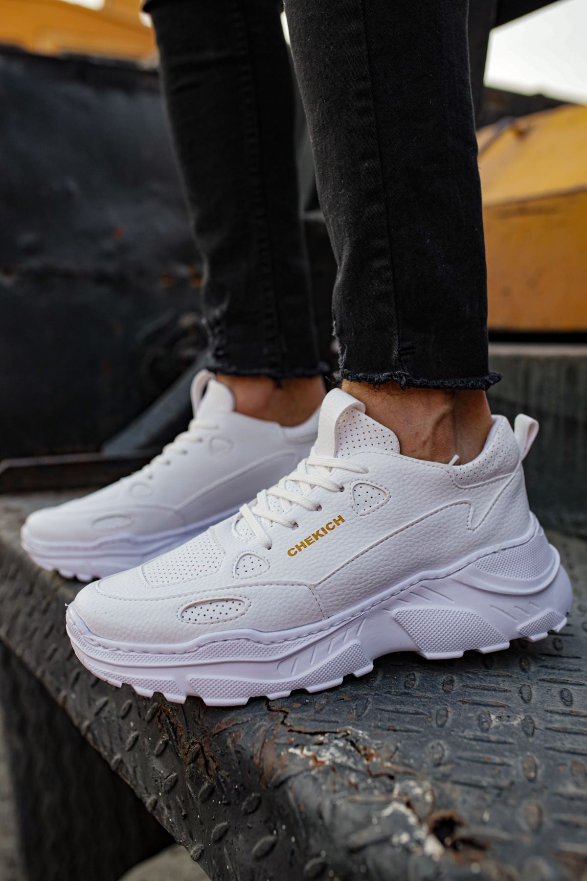 CH089 - CBT Low Top Lace Up Men Sneaker White