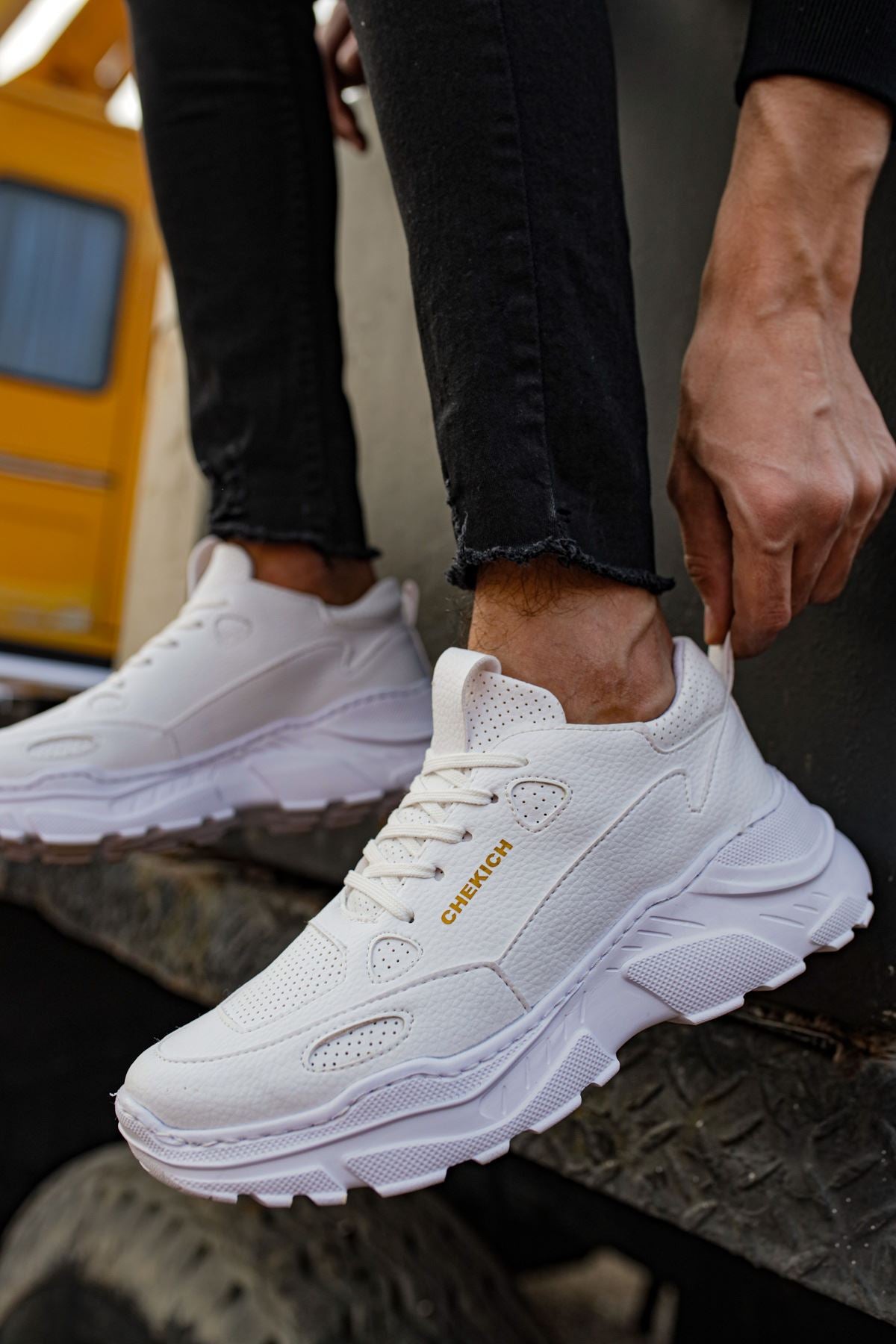 CH089 - CBT Low Top Lace Up Men Sneaker White