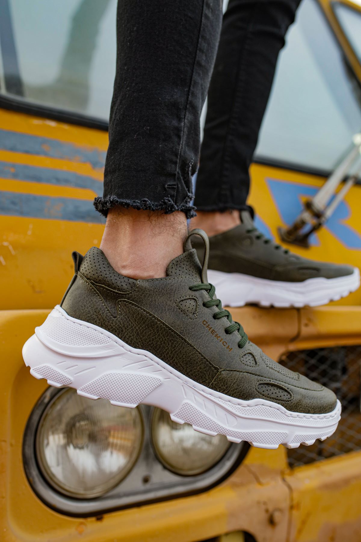 CH089 - CBT Low Top Lace Up Men Sneaker Khaki