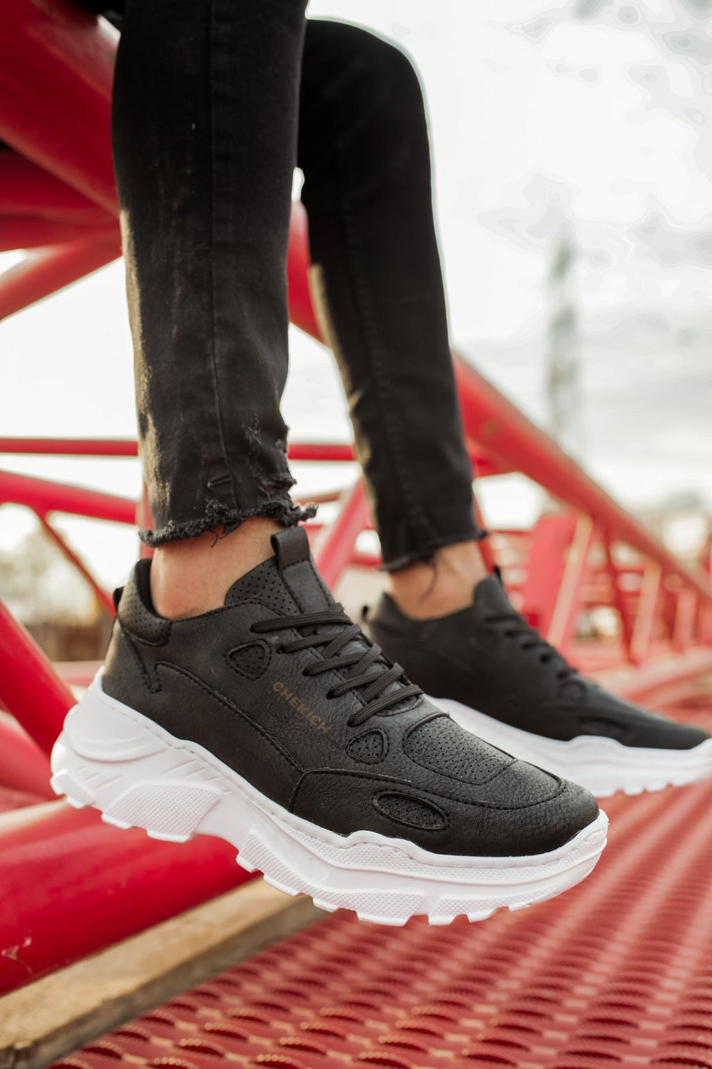 CH089 - CBT Low Top Lace Up Men Sneaker Black