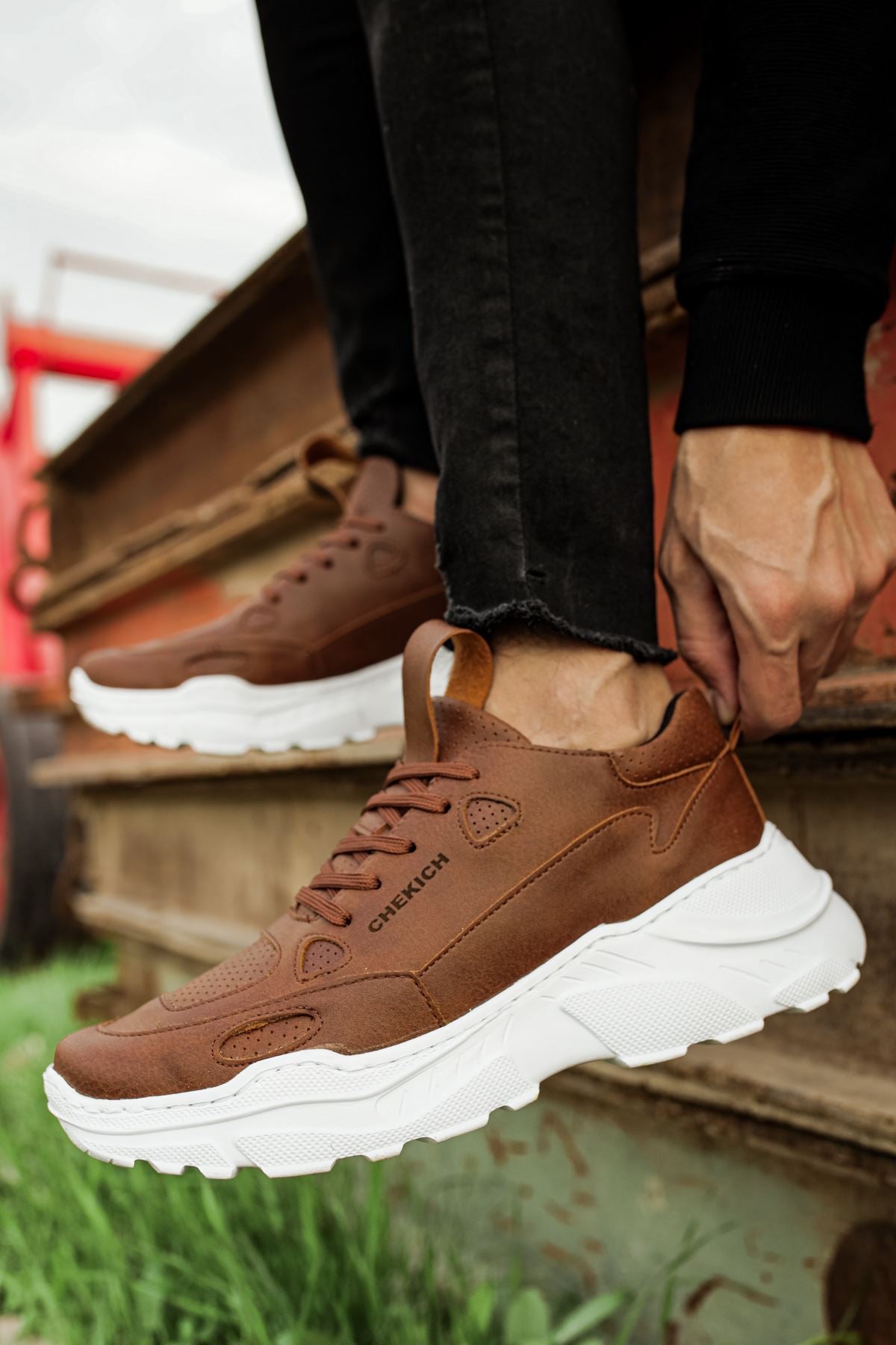 CH089 - CBT Low Top Lace Up Men Sneaker Tan