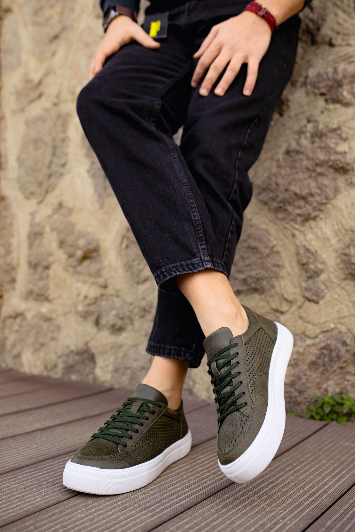 CH015 - CBT First Edition Men Sneaker Khaki