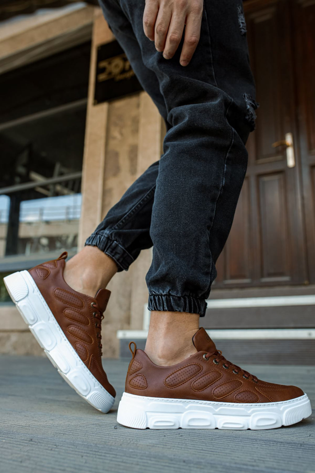 CH105 - CBT Cronus Men Sneaker Tan