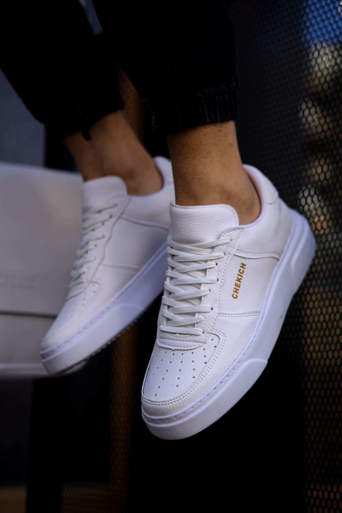 CH087 - CBT Kenton Men Sneaker White / White