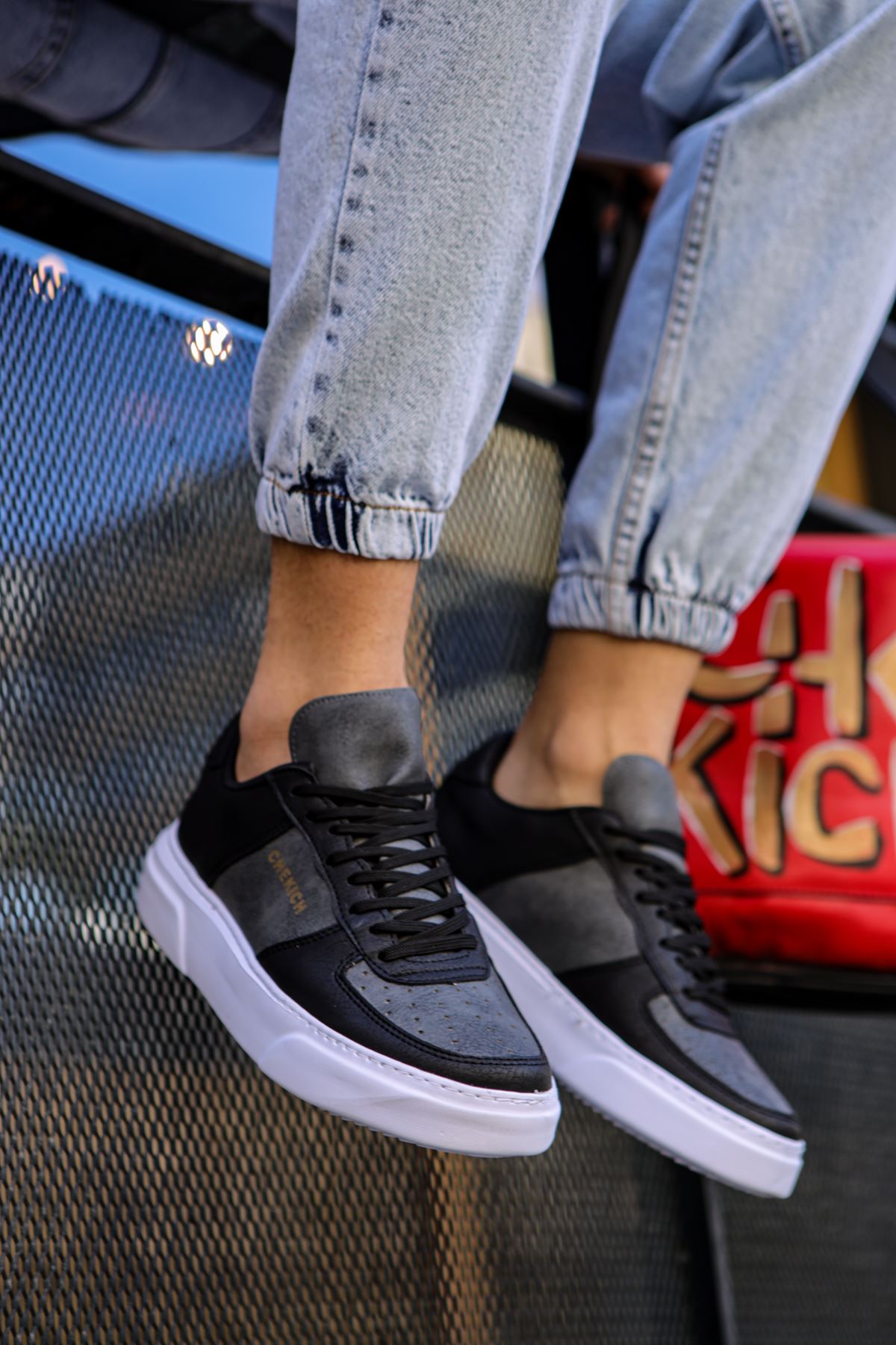 CH087 - CBT Kenton Men Sneaker Black / Grey
