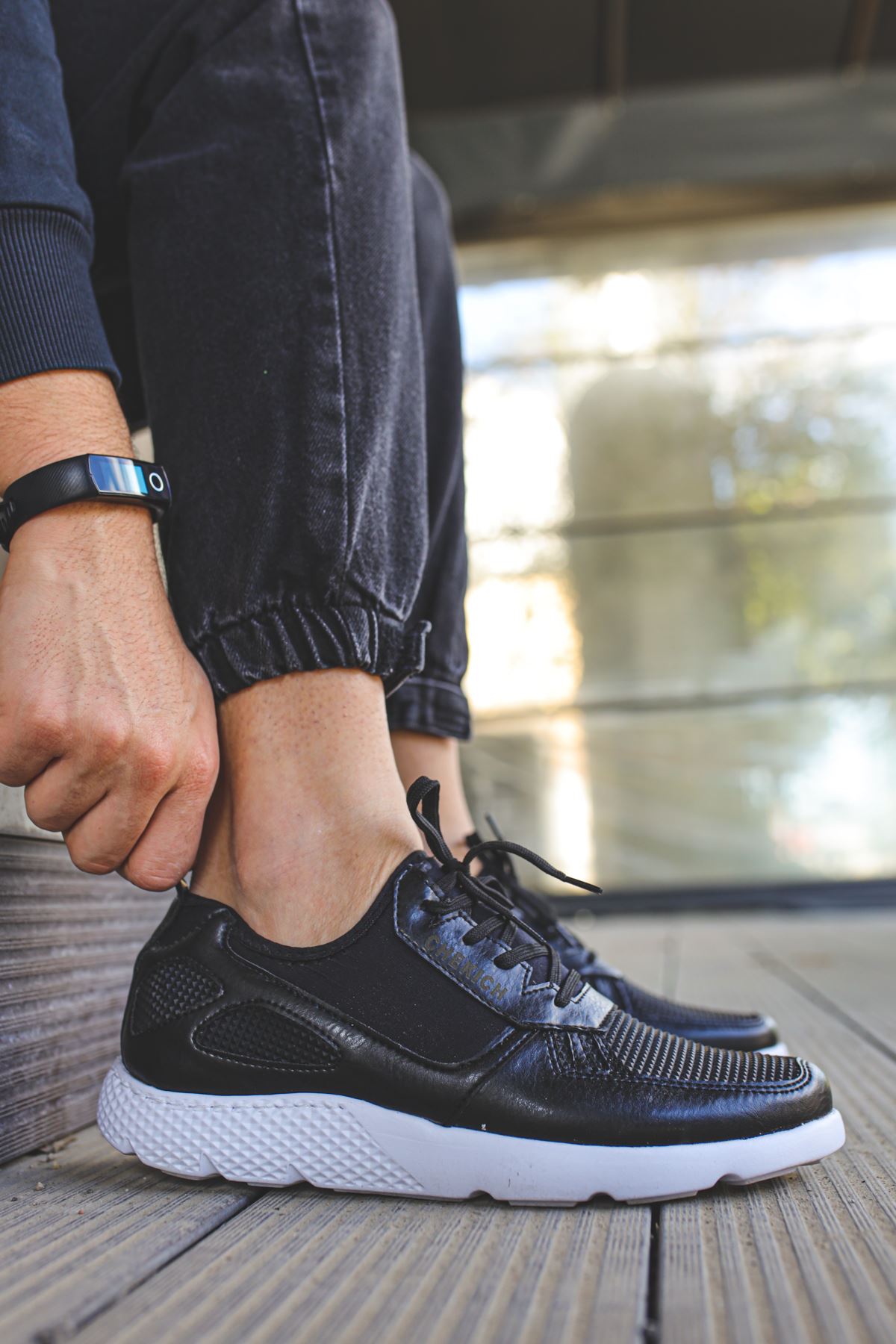 CH019 BT Men Sneaker Black