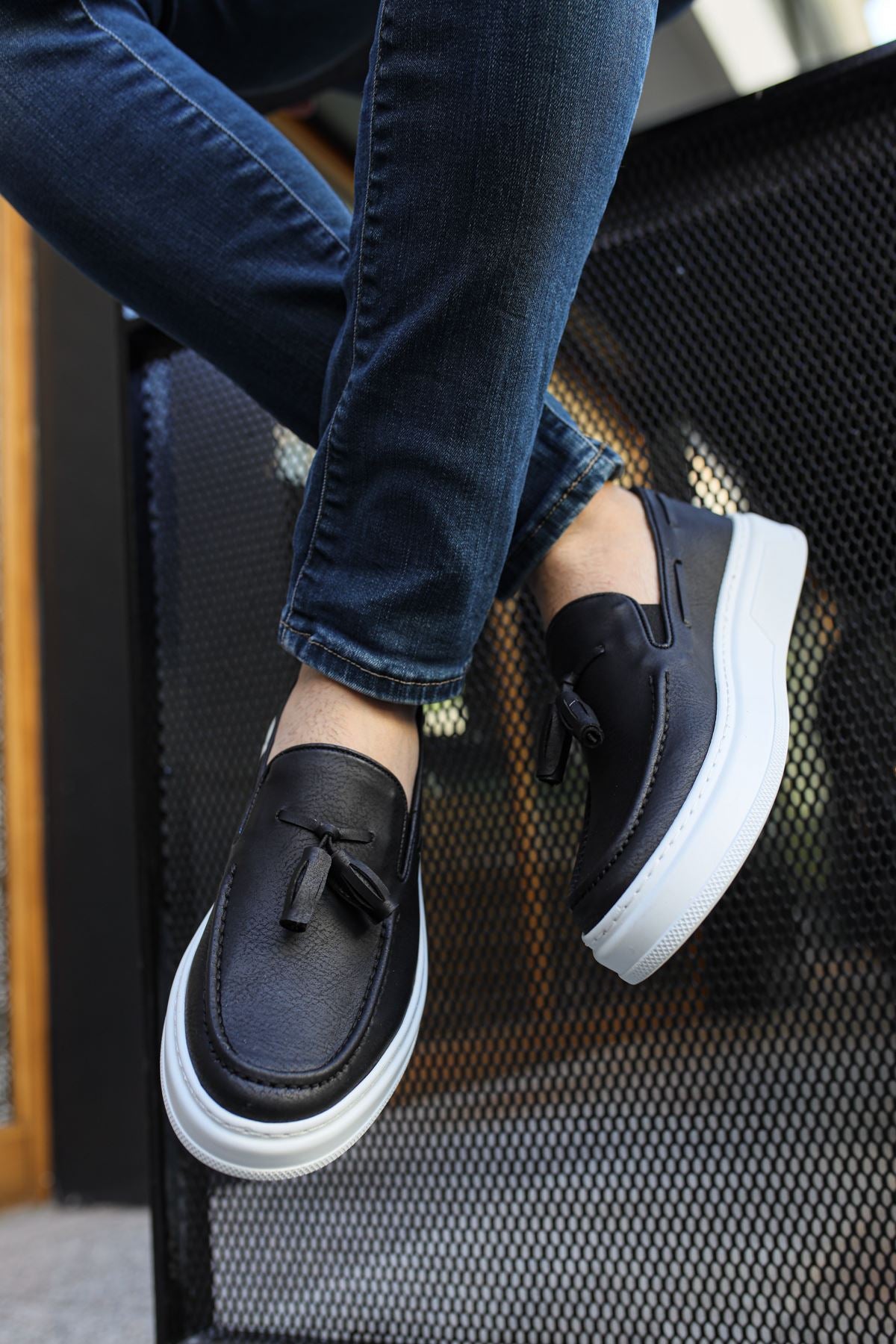 CH127 - CBT Loafer-X Men Sneaker Black
