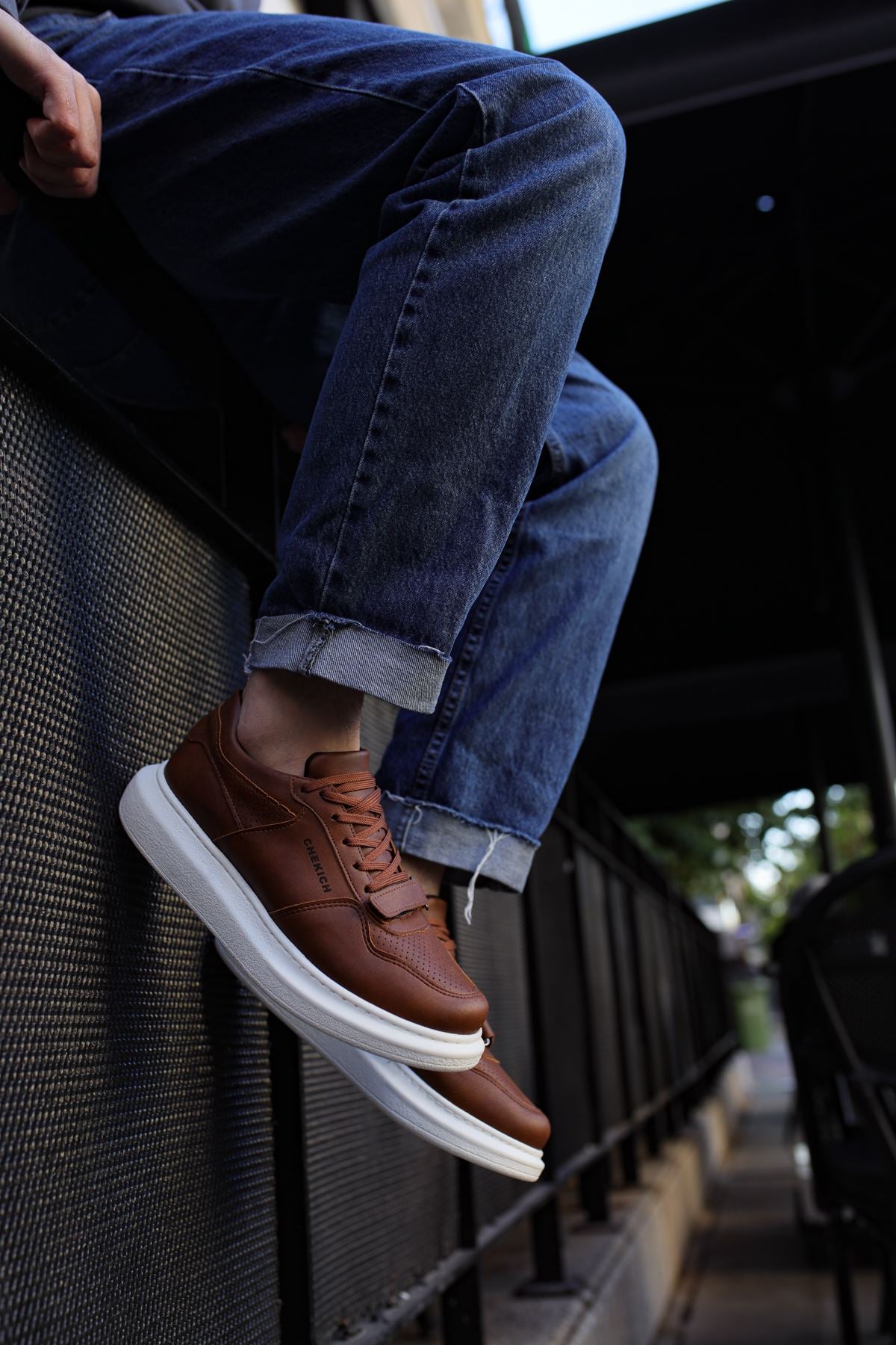 CH073 CBT Flatline Men Sneaker Tan