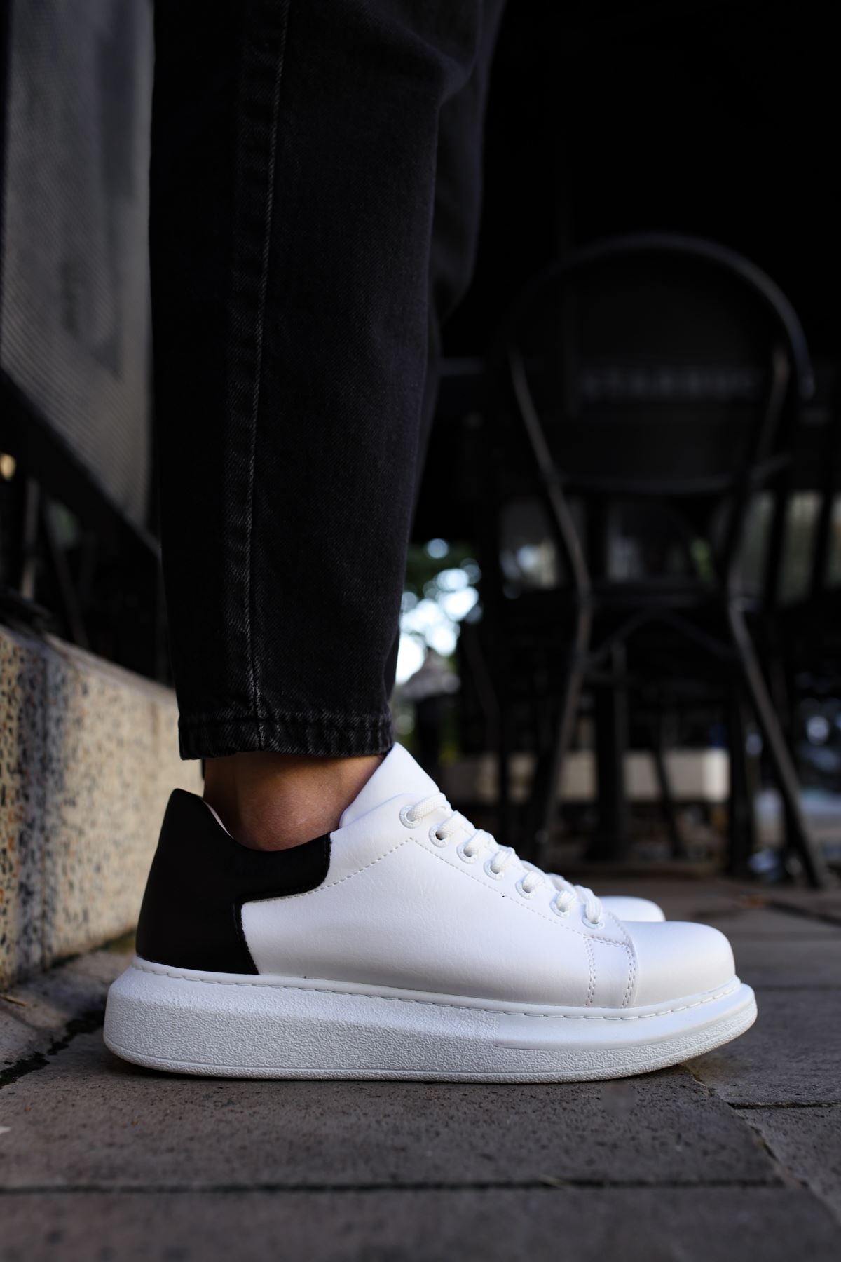 CH256 - CBT Estrella Men Sneaker White/Black