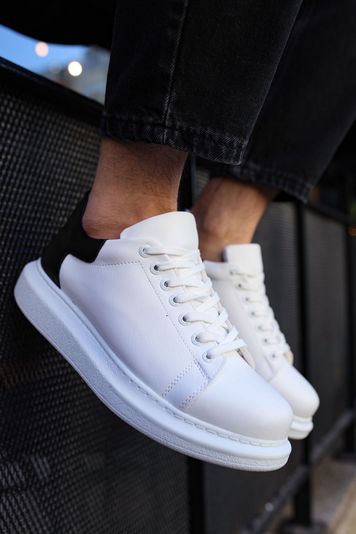 CH256 - CBT Estrella Men Sneaker White/Black