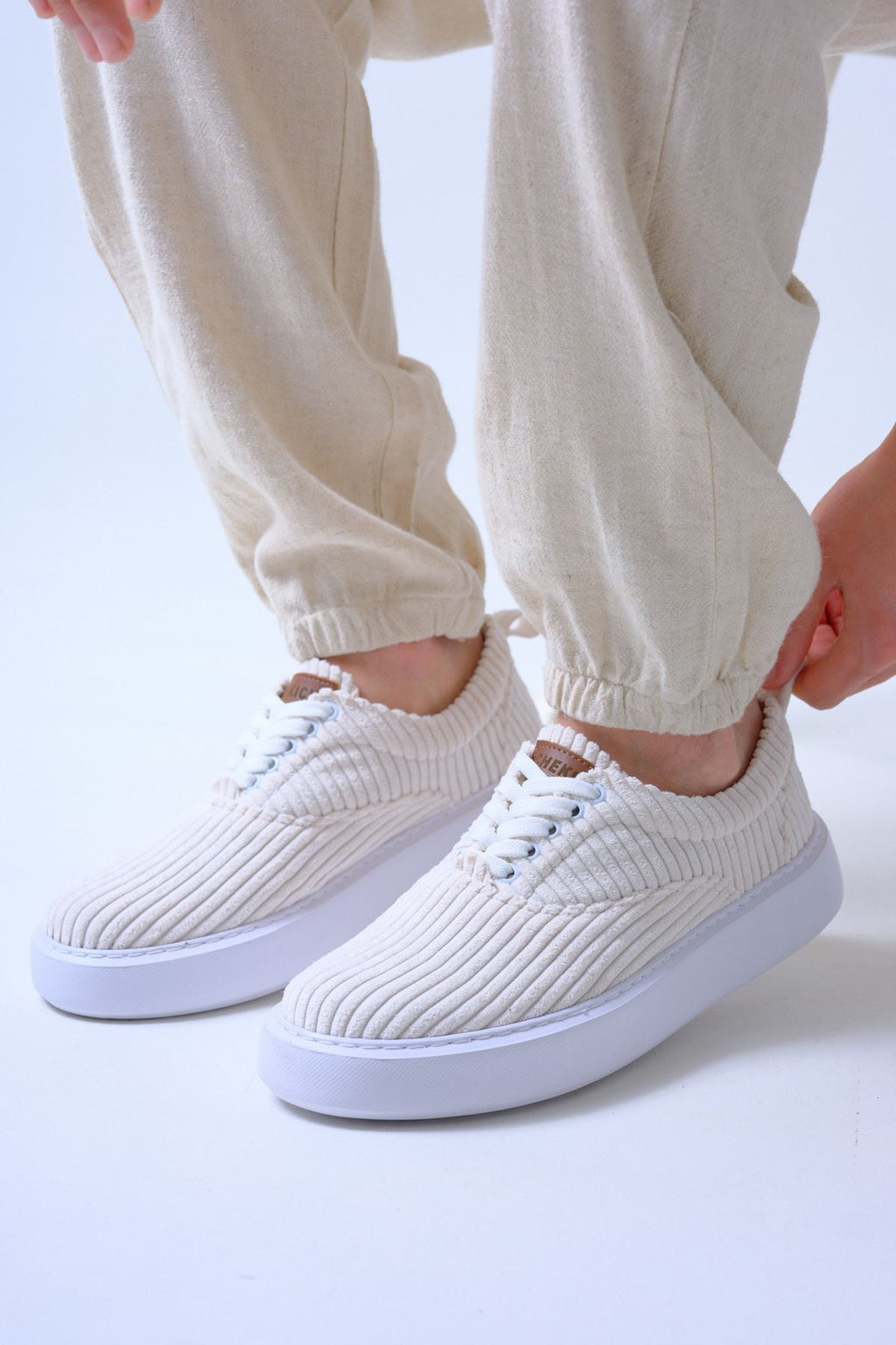 CH173 - CBT Velluto Men Sneaker White