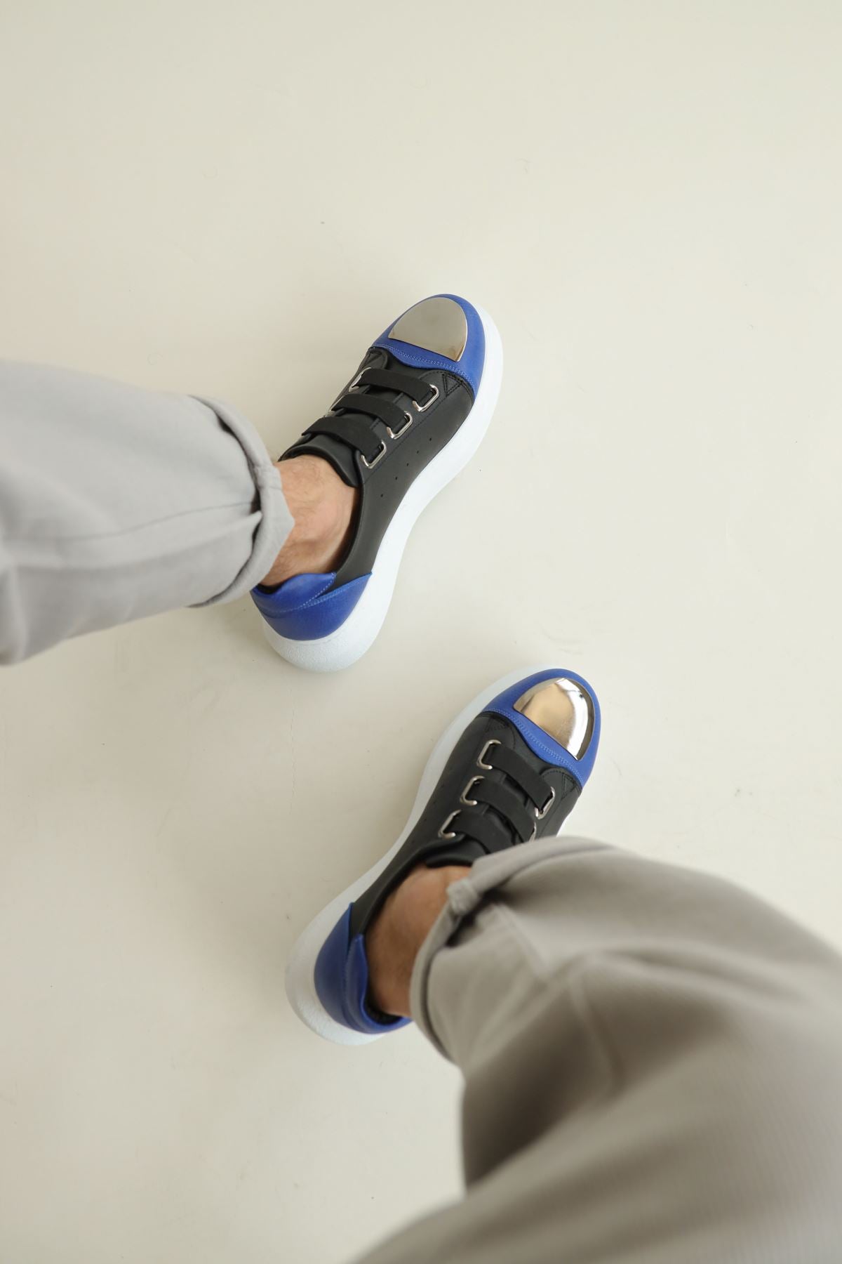 CH251 GBT Mirror Furry Men Sneaker Black/SAX Blue