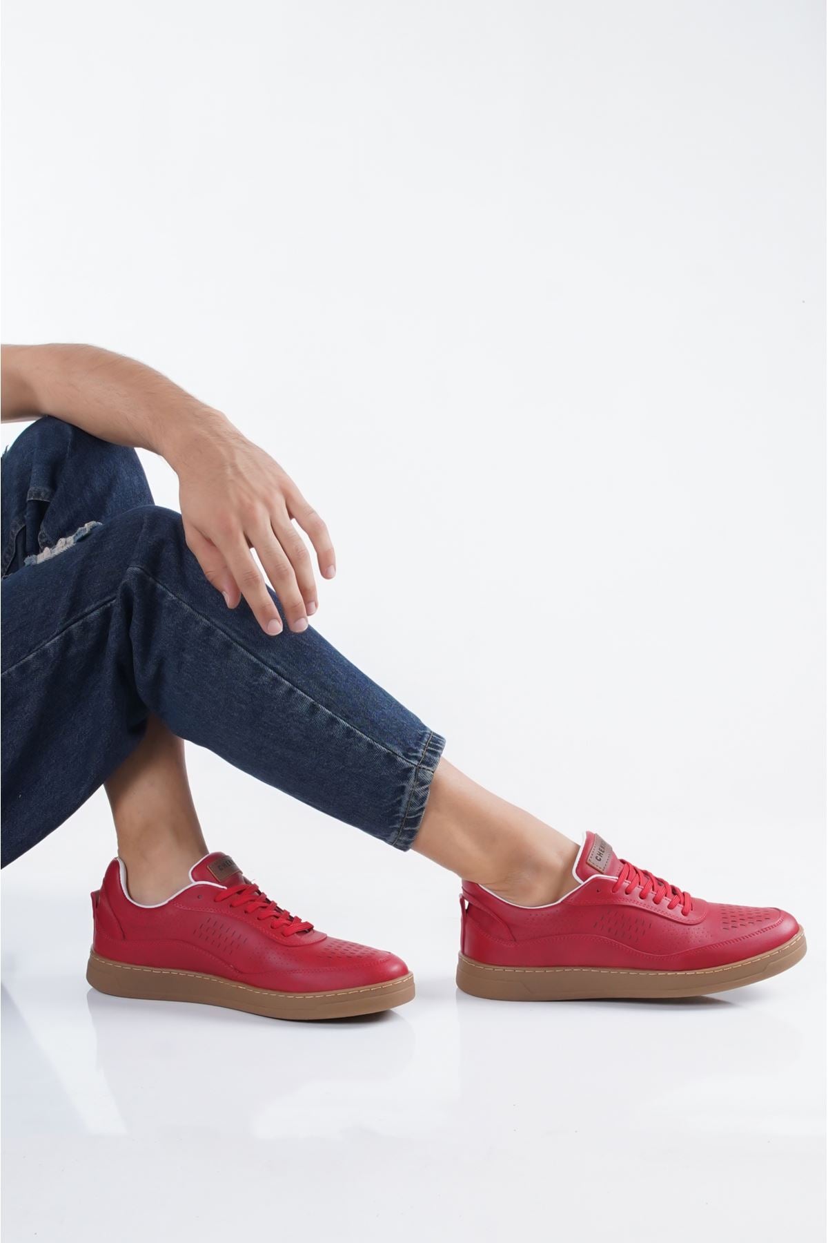 CH157 CKT Retro Men Sneaker Red
