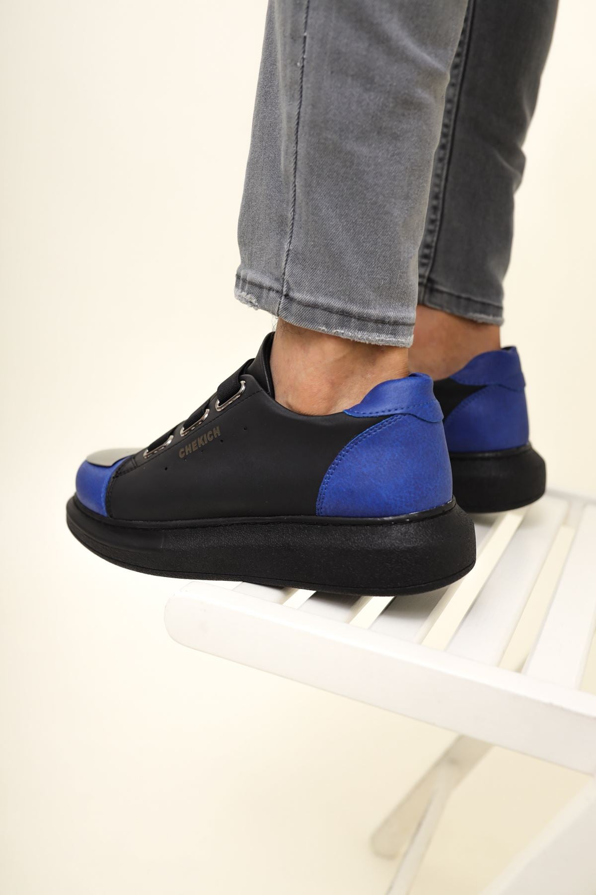 CH251 GST Mirror Furry Men Sneaker Black/SAX Blue