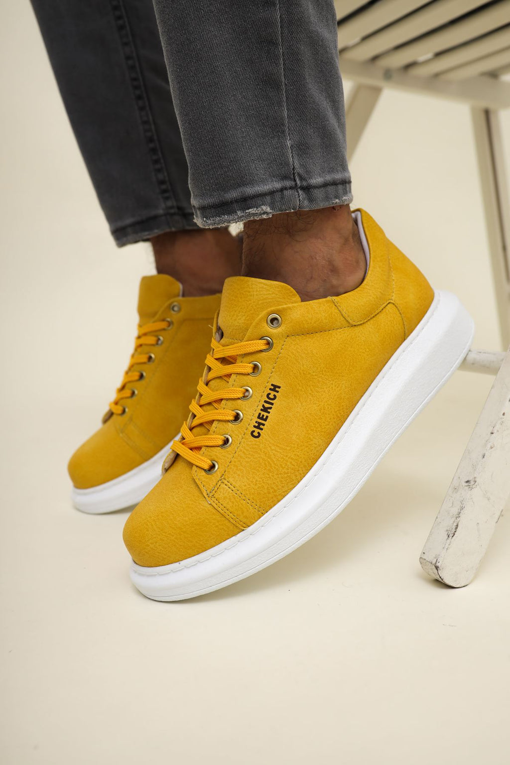 CH257 - CBT Estrella Men Sneaker Yellow
