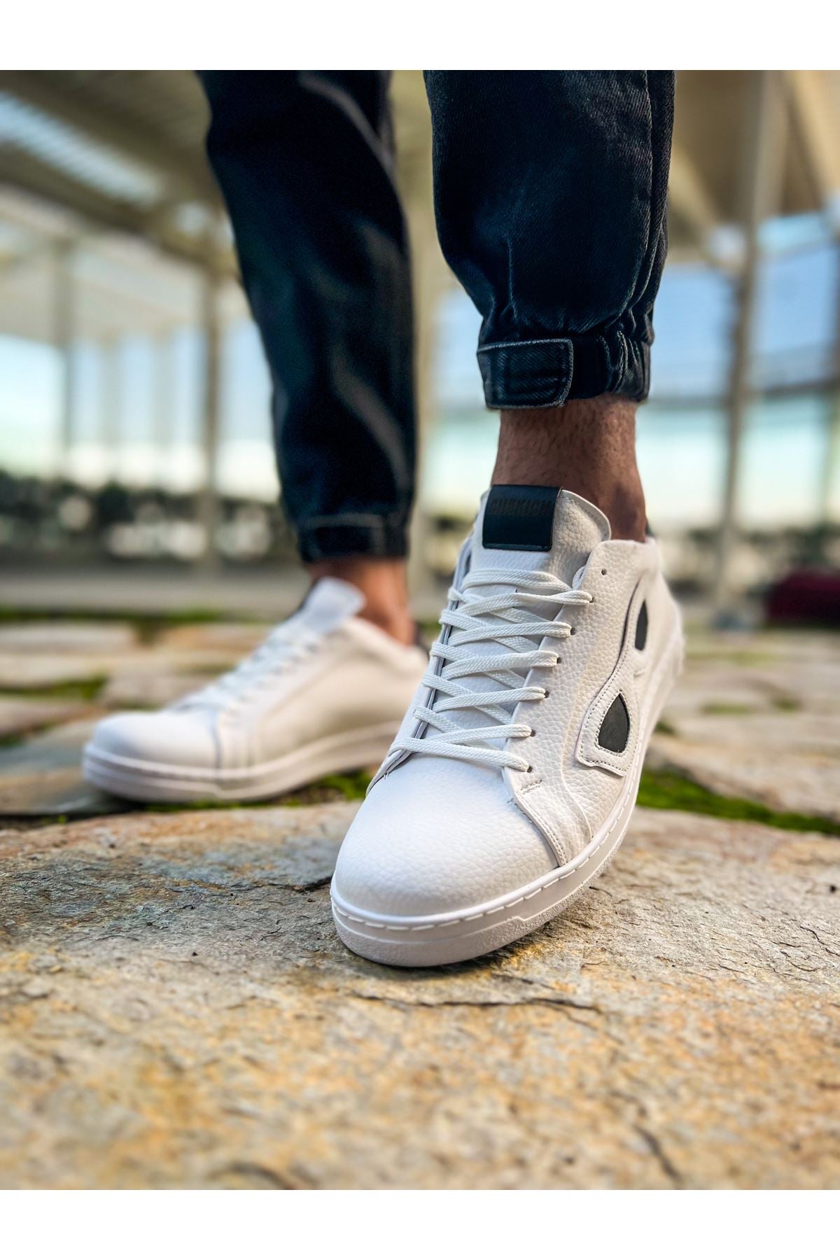 CH151 GBT Glasses Men Sneaker White/Black
