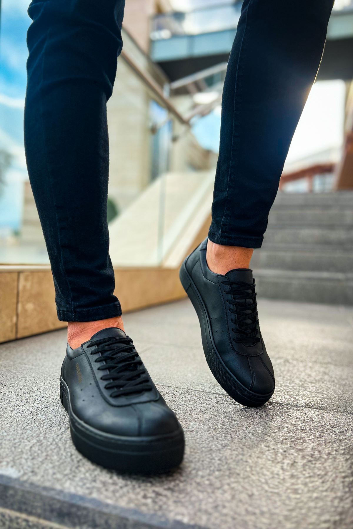 CH163 ST Men Sneaker Black