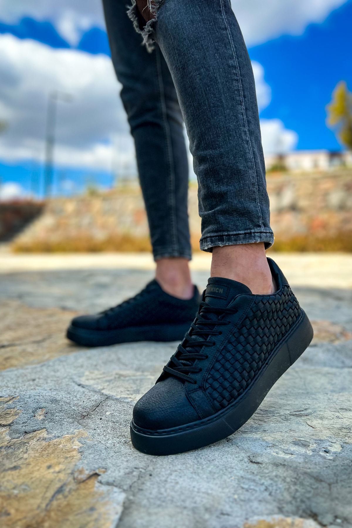 CH203 OST Maglieria Herren Sneaker Schwarz