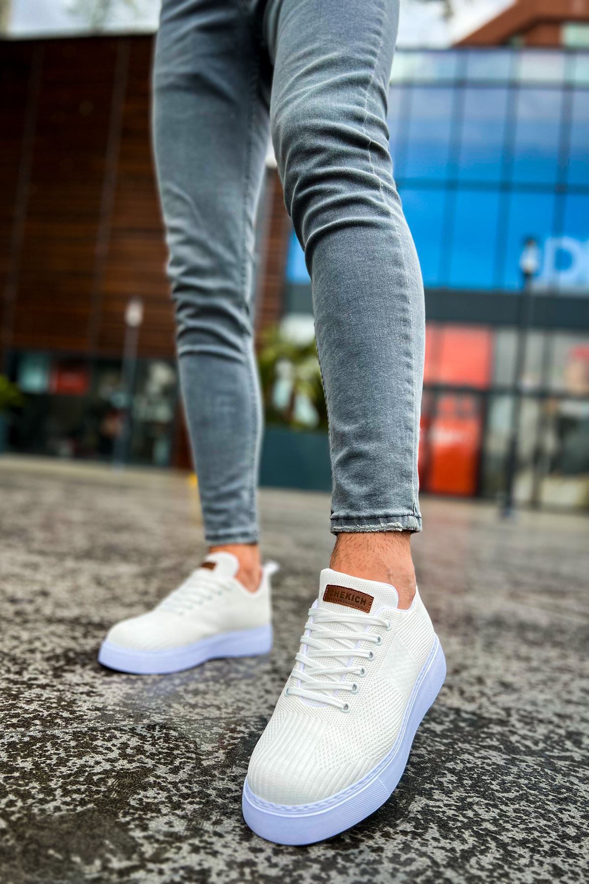 CH413 - TBT Crew Men Sneaker White