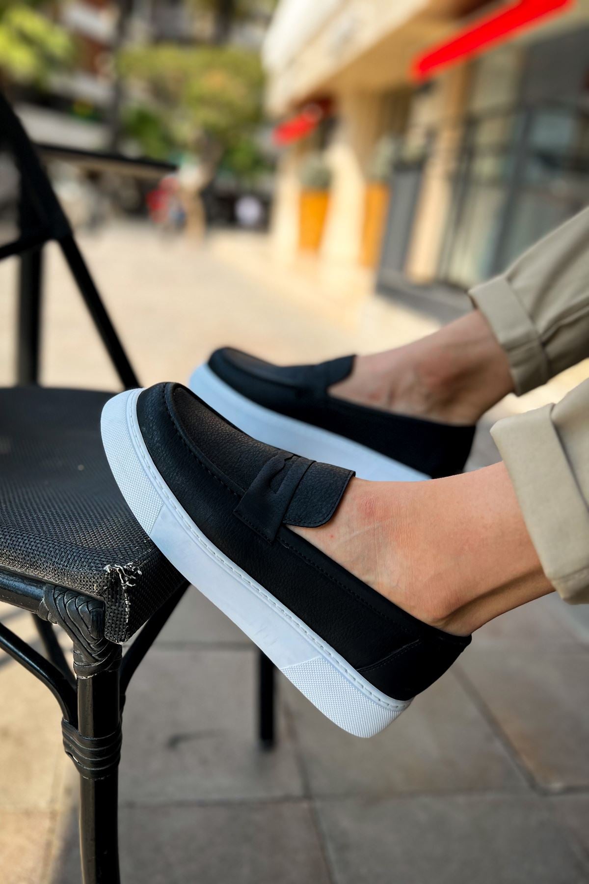 CH421 - CBT Bandera Men Sneaker Black