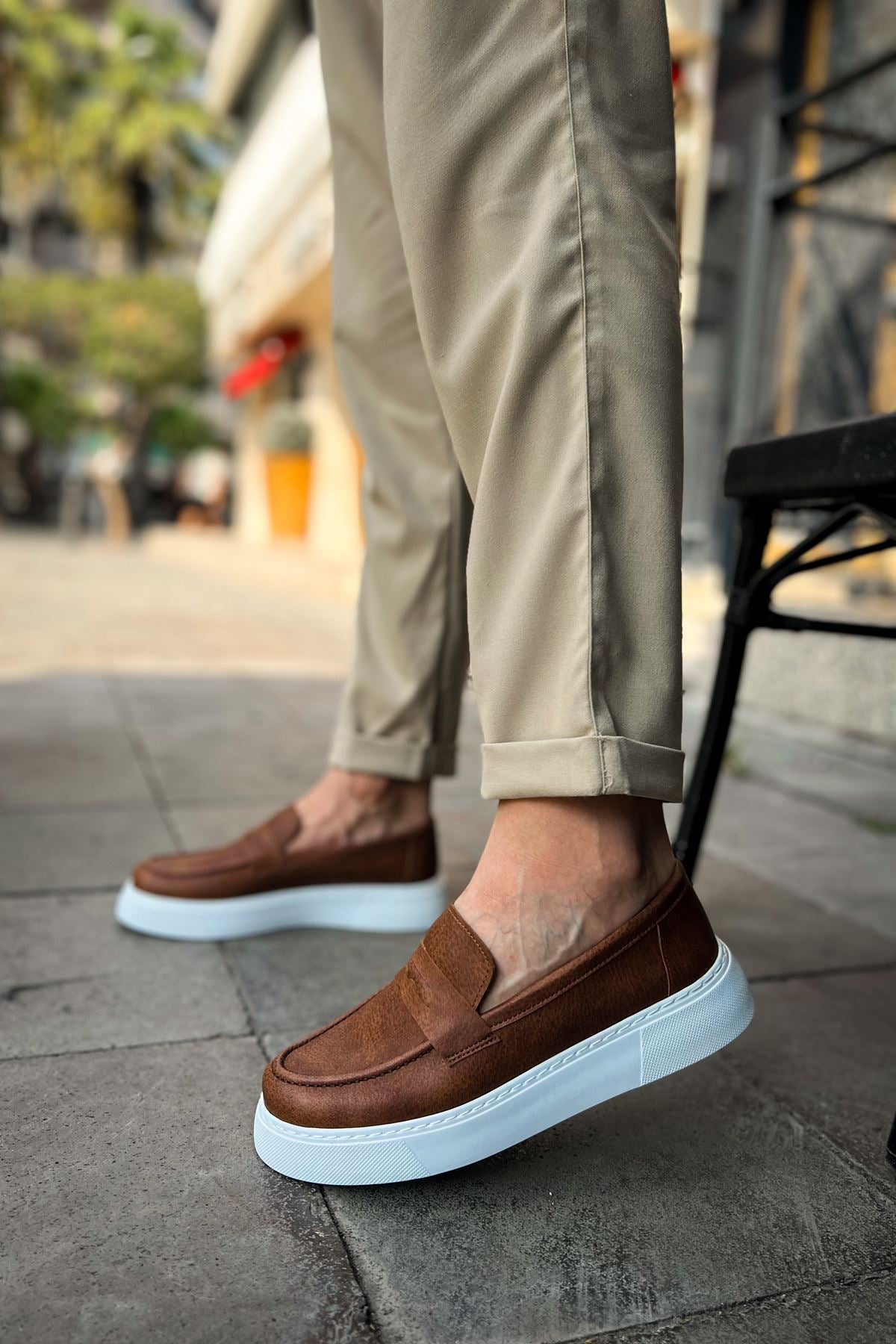 CH421 - CBT Bandera Men Sneaker TABA