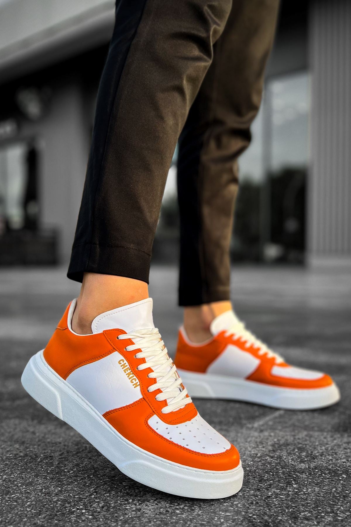 CH087 - FBT Kenton Men Sneaker Orange / White