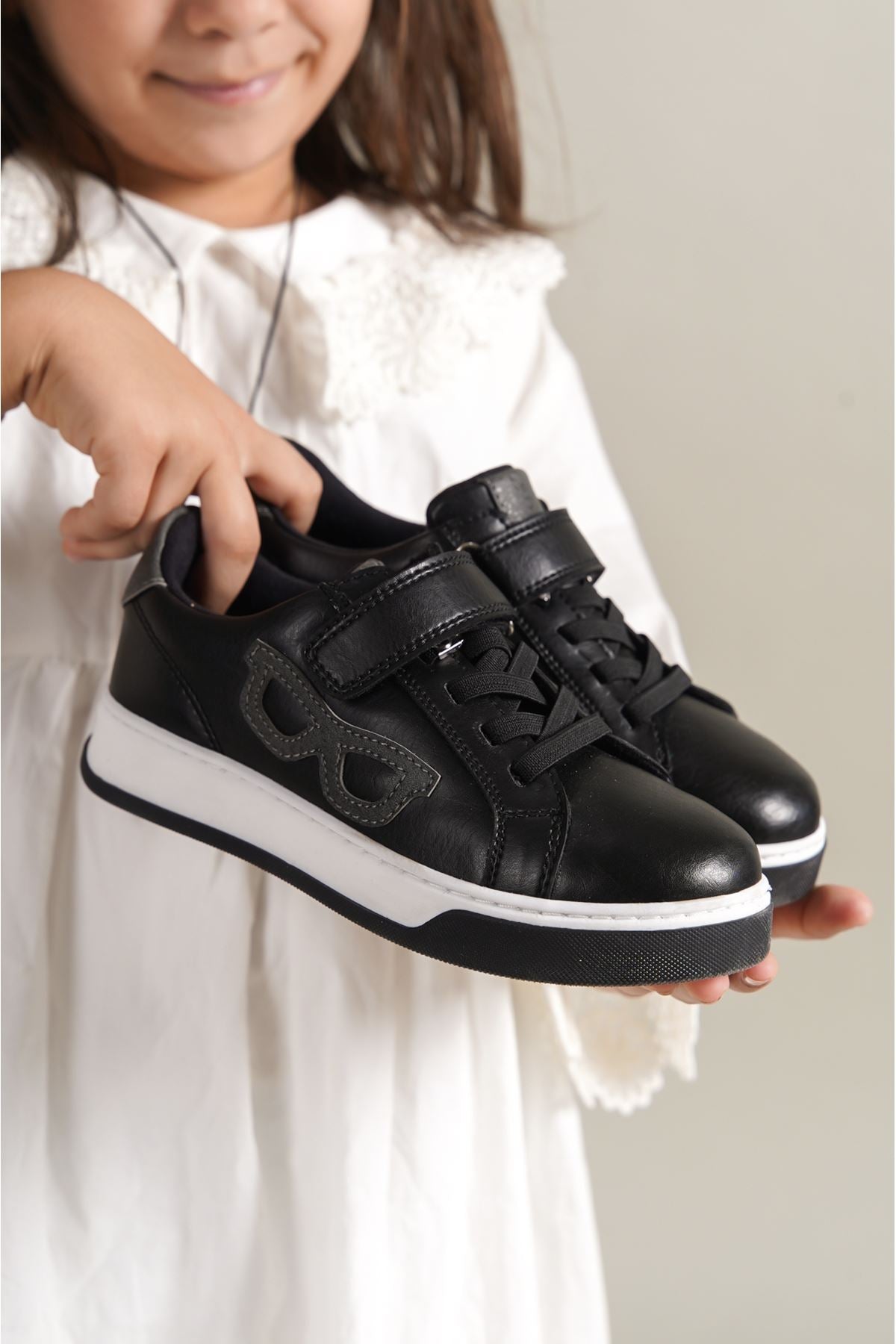 1011 Glasses-X Kids Shoes Black/Grey