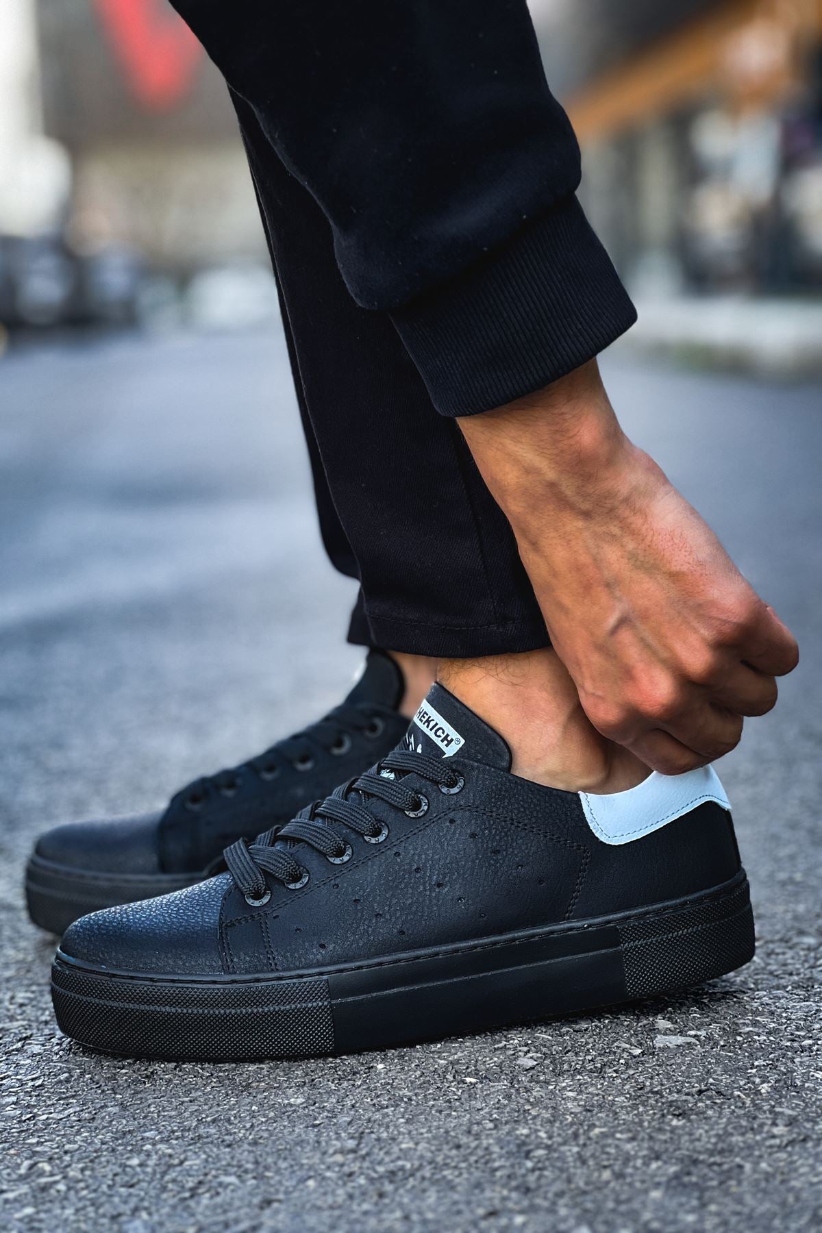 CH983 - CST Tennis Men's Sneakers Black/White