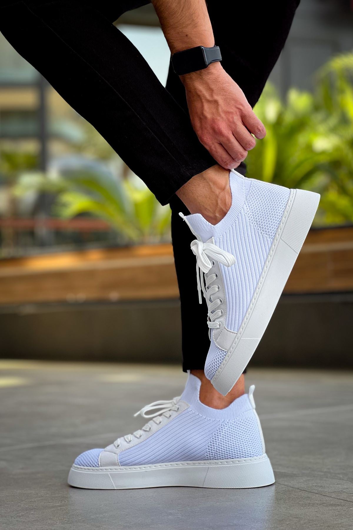 CH2423 - TBT White Men Sneaker