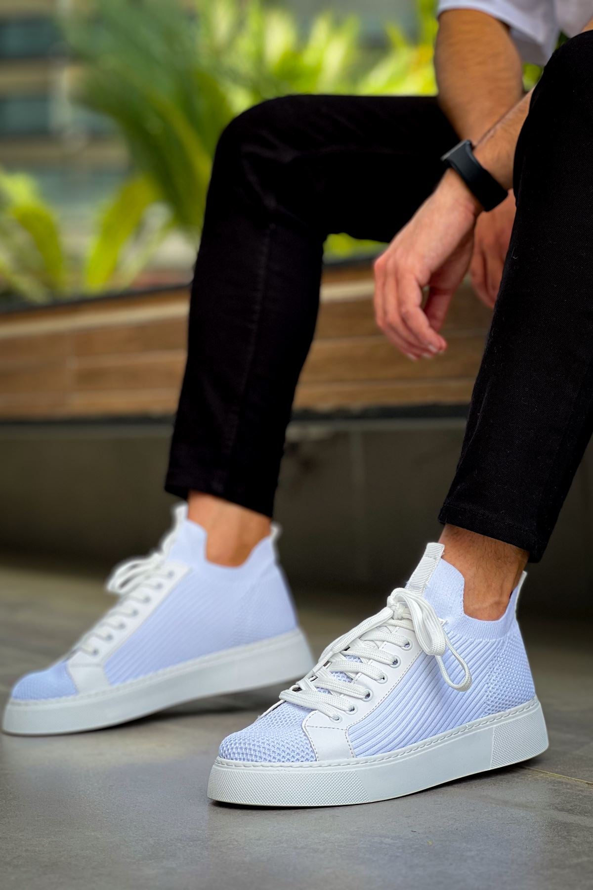 CH2423 - TBT White Men Sneaker