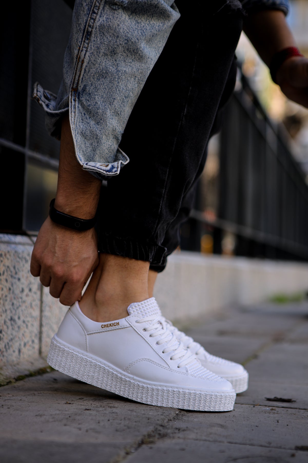 CH017 - FBT Pyramid Men Sneaker White