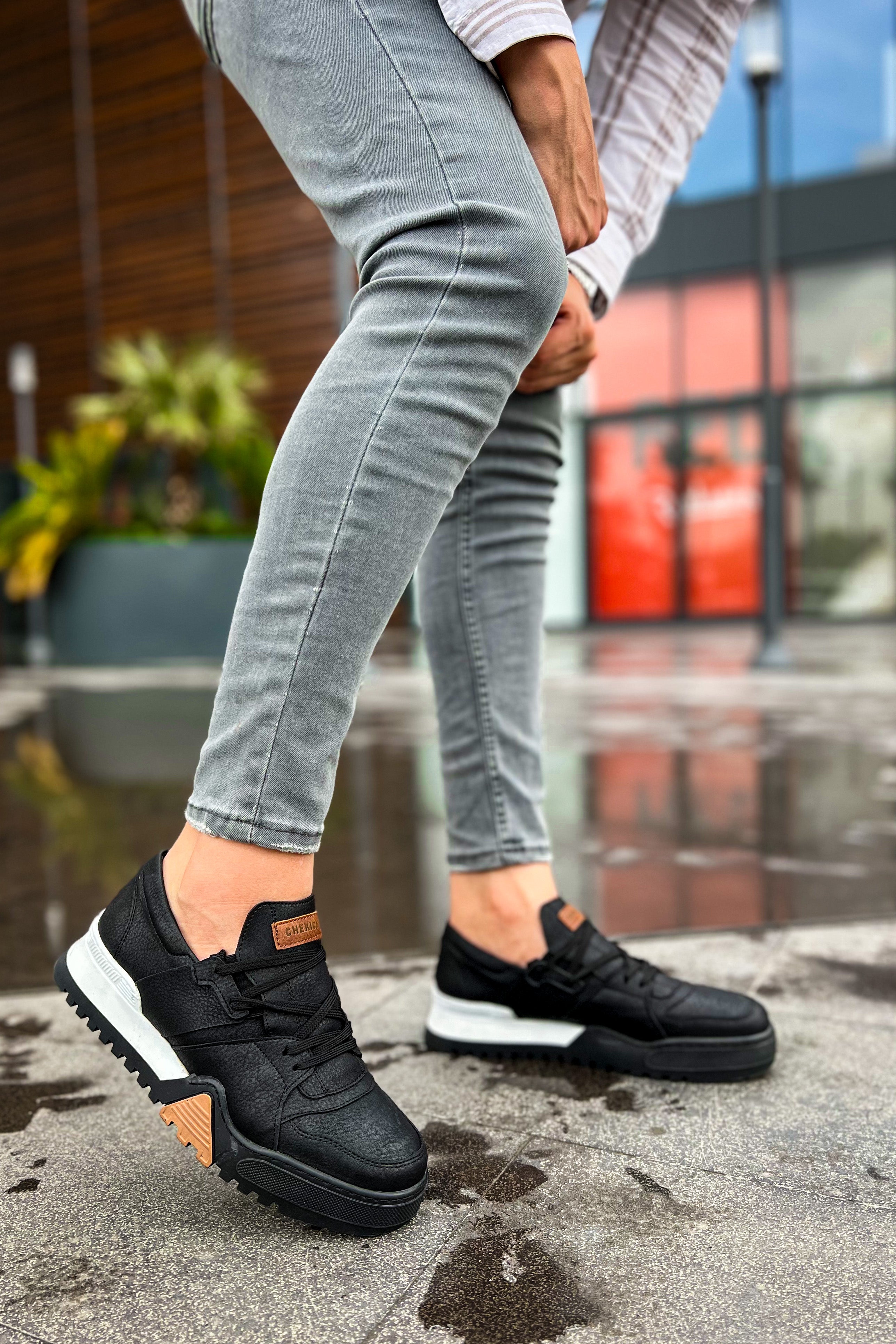 CH067 GBT Warrem Men Sneaker Black/Black