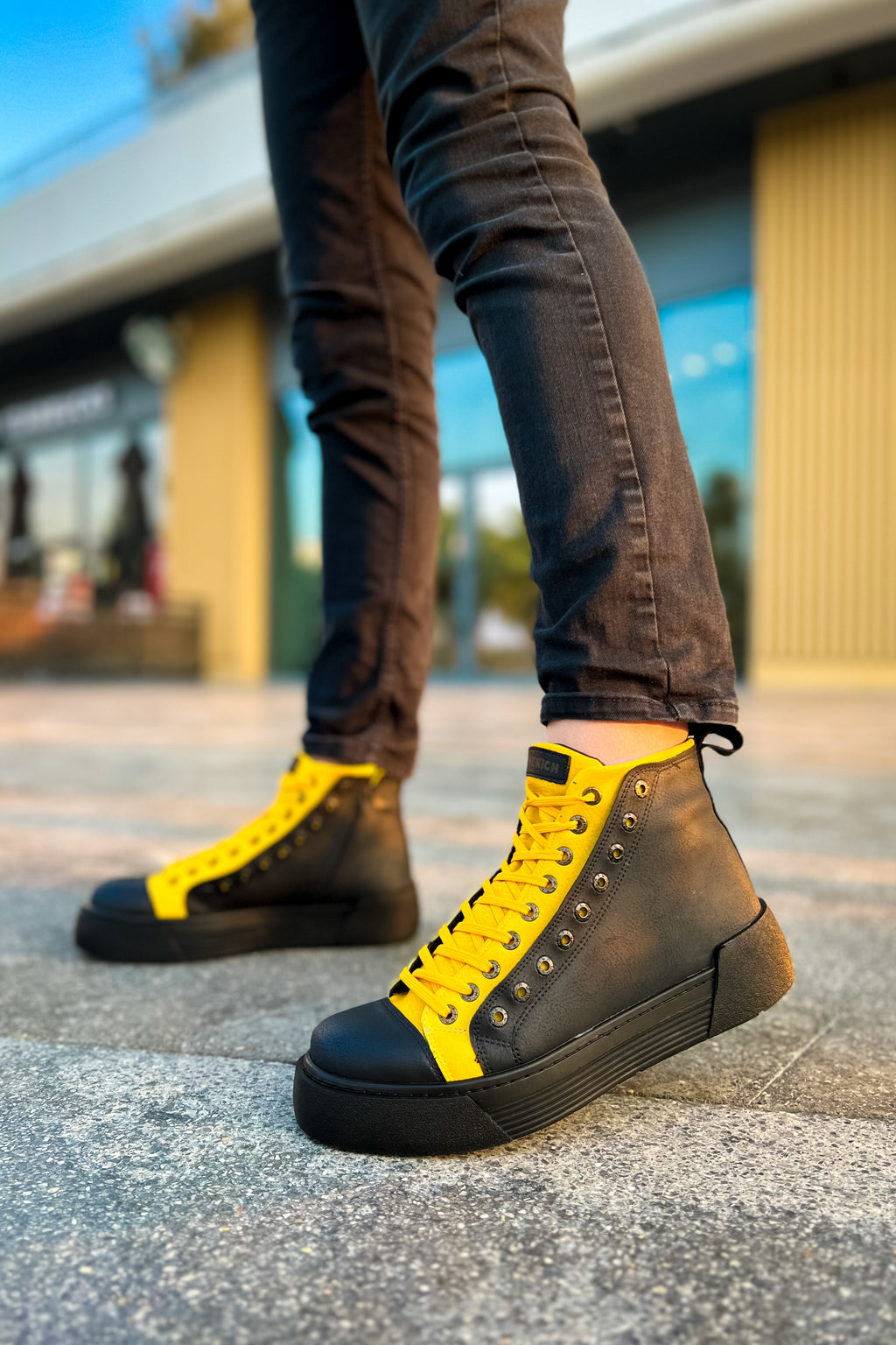 CH167 GST Blazer Men's Boots Black - Yellow