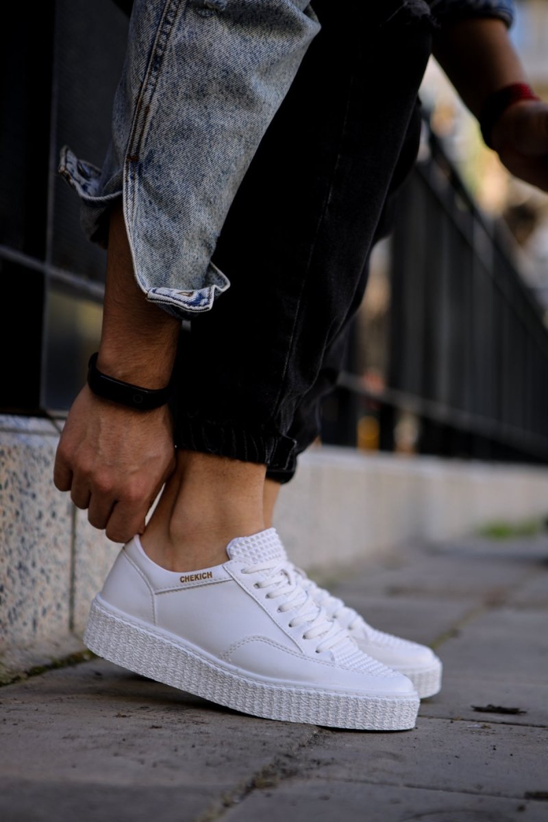 CH017 - FBT Pyramid Men Sneaker White - chekich.com